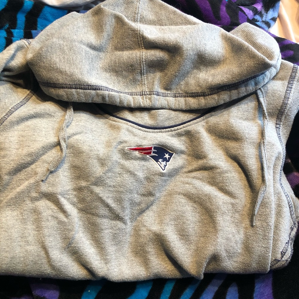 Vintage patriots hoodie!